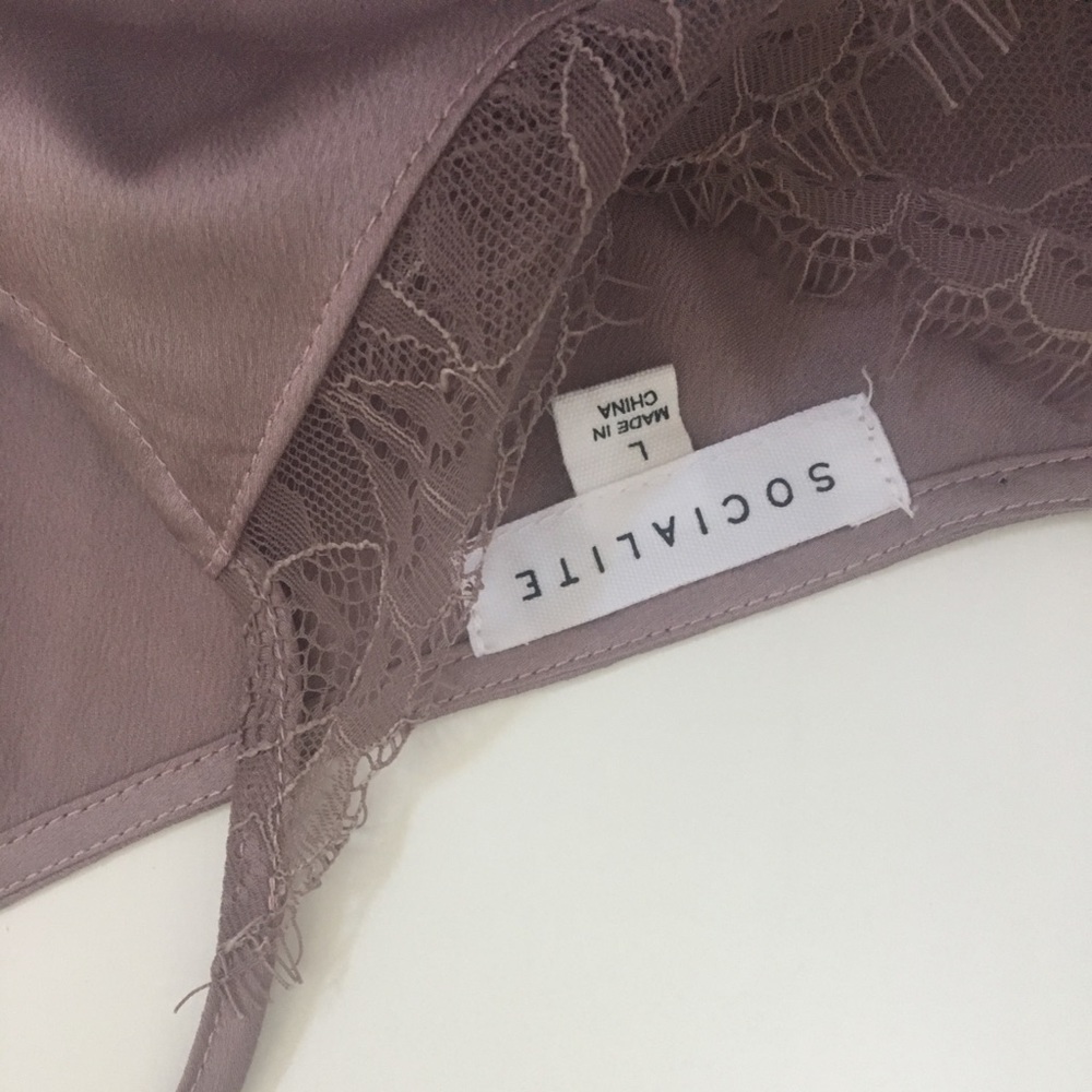 Cute lingerie style purple tank! M/L